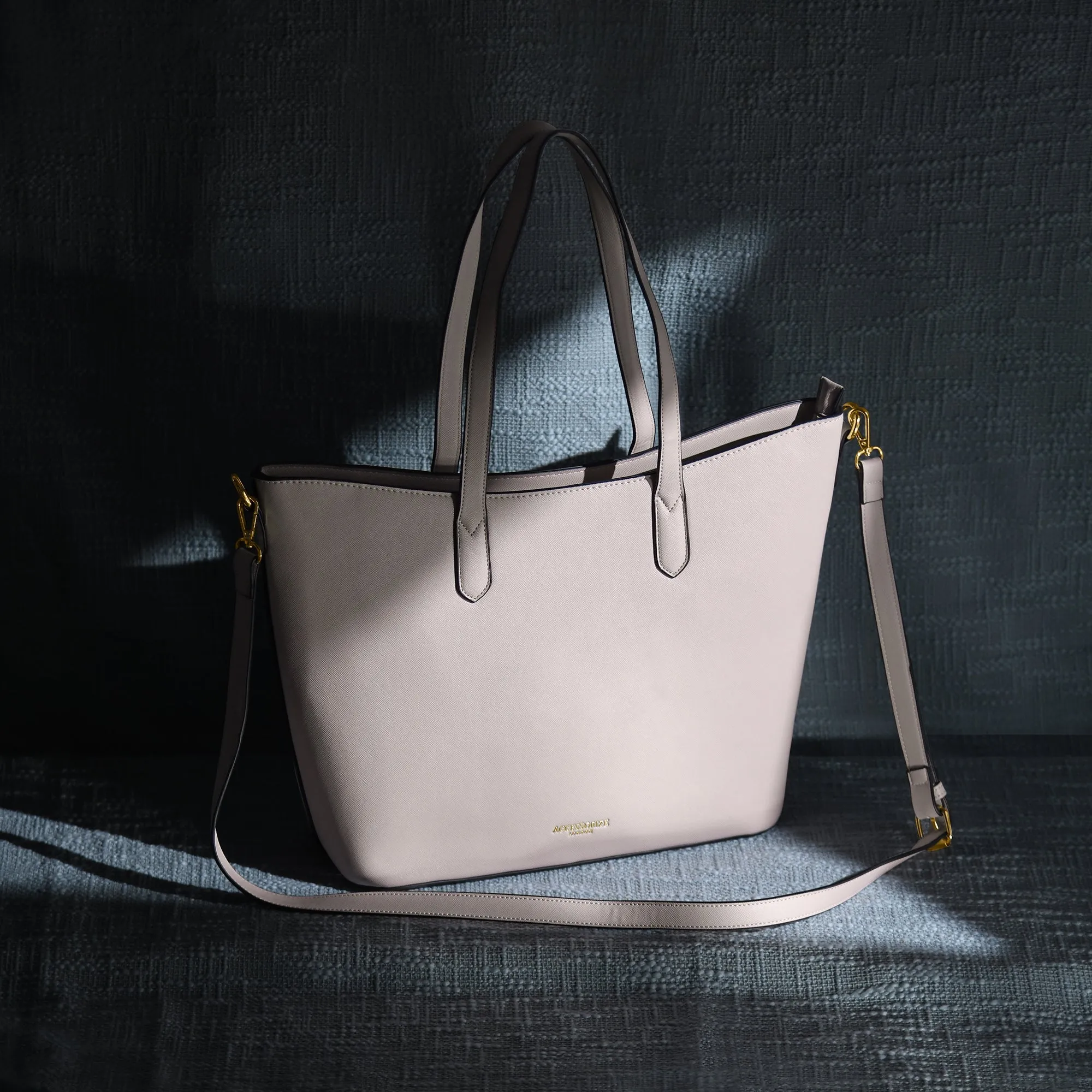 Accessorize London Women's Faux Leather Light Pink Daffodil tote bag