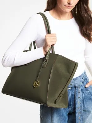 Avril Extra-Large Leather Top-Zip Tote Bag