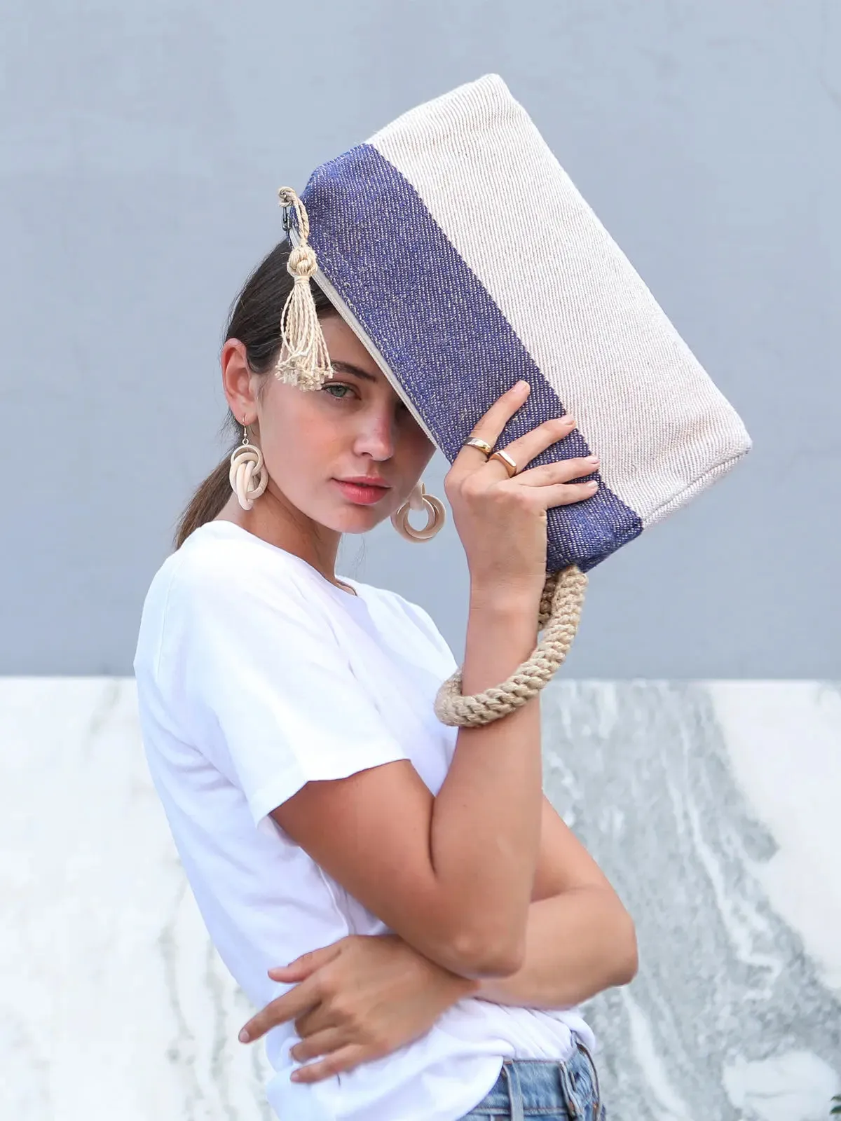 Clutch White & Blue