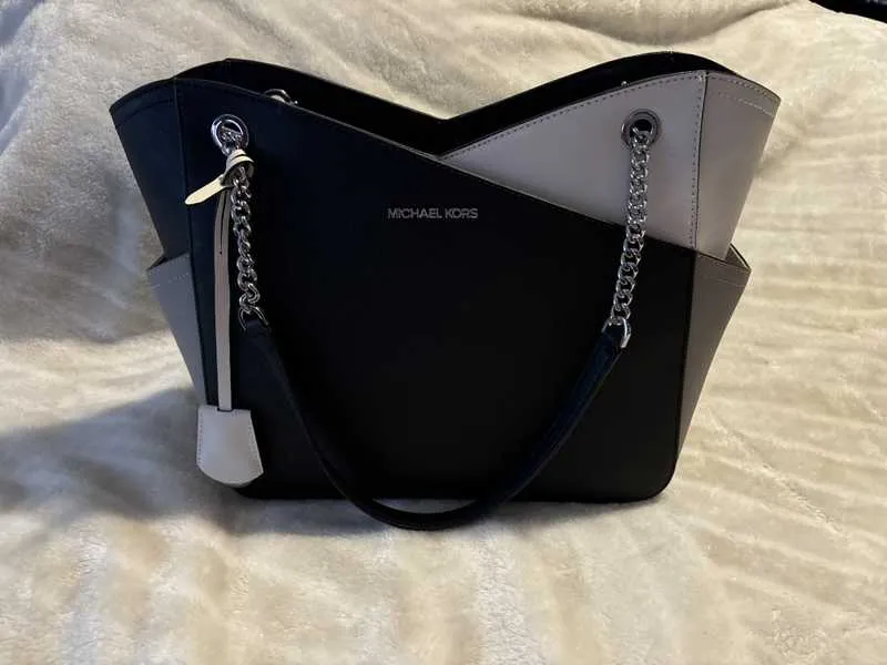 Jet Set Large Color-Block Saffiano Leather Tote Bag