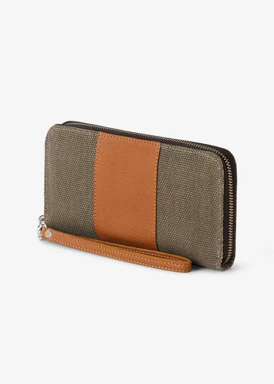 OUGHTON™ Paddock Wristlet Wallet in Vintage Canvas