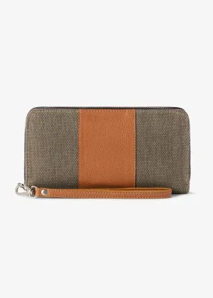 OUGHTON™ Paddock Wristlet Wallet in Vintage Canvas