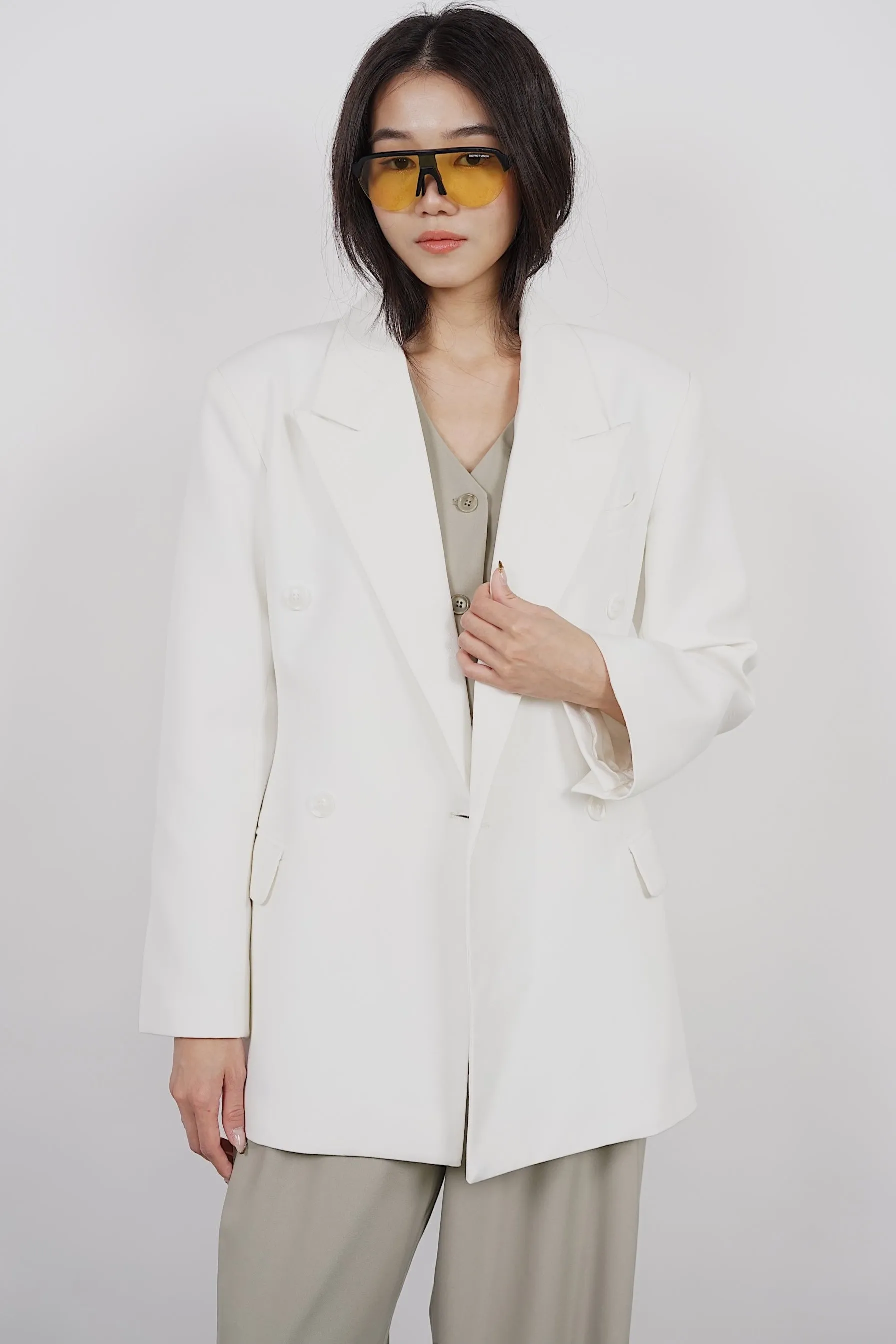 Oversized Peak Lapel Blazer in White