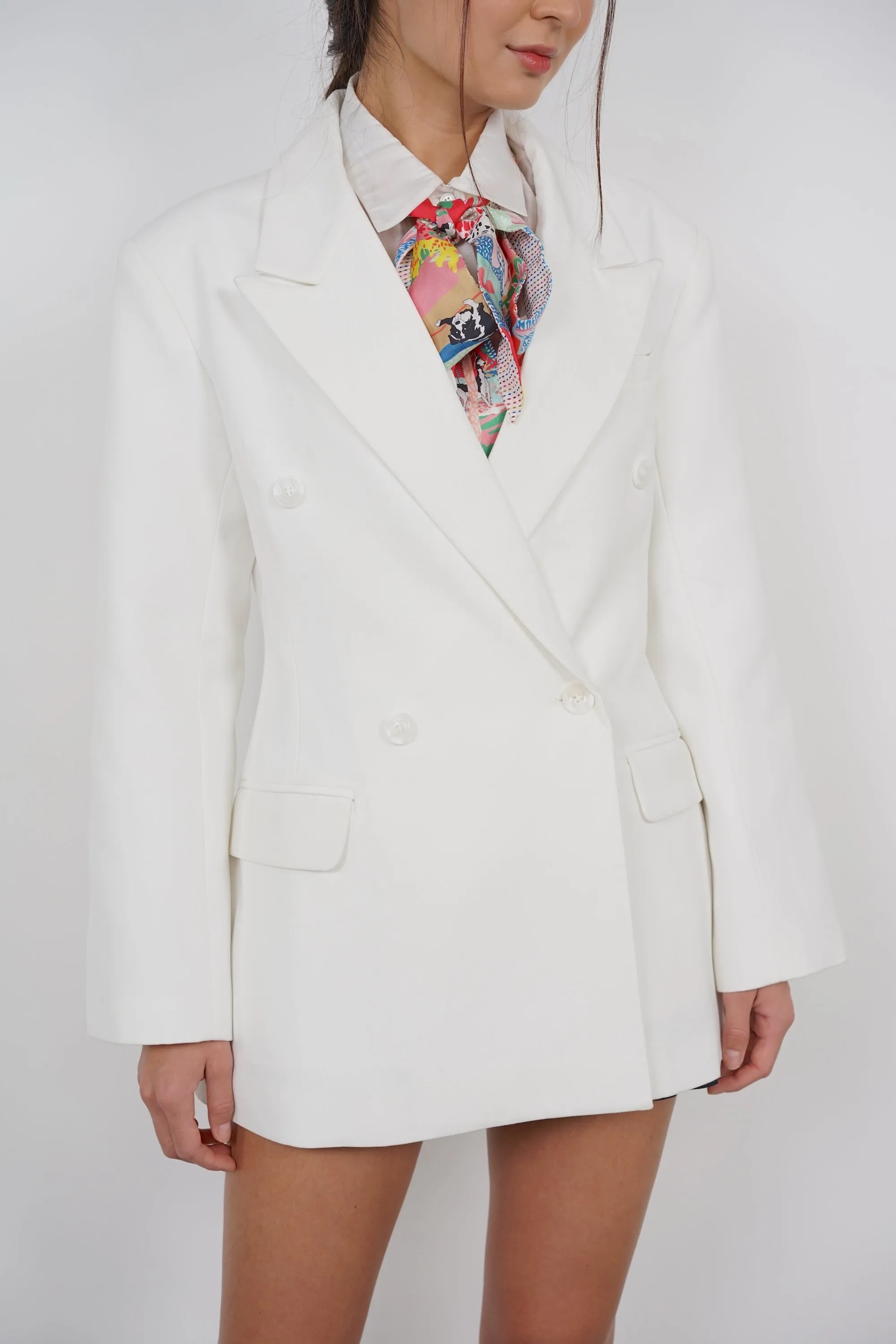 Oversized Peak Lapel Blazer in White