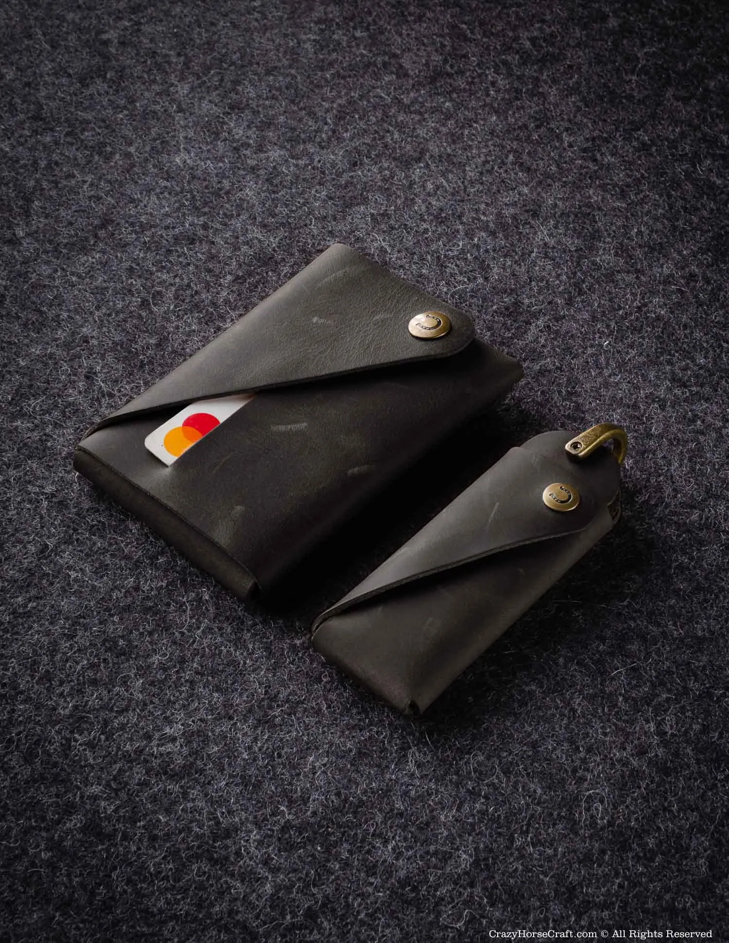 Set of Minimalist series leather wallet and Key Holder